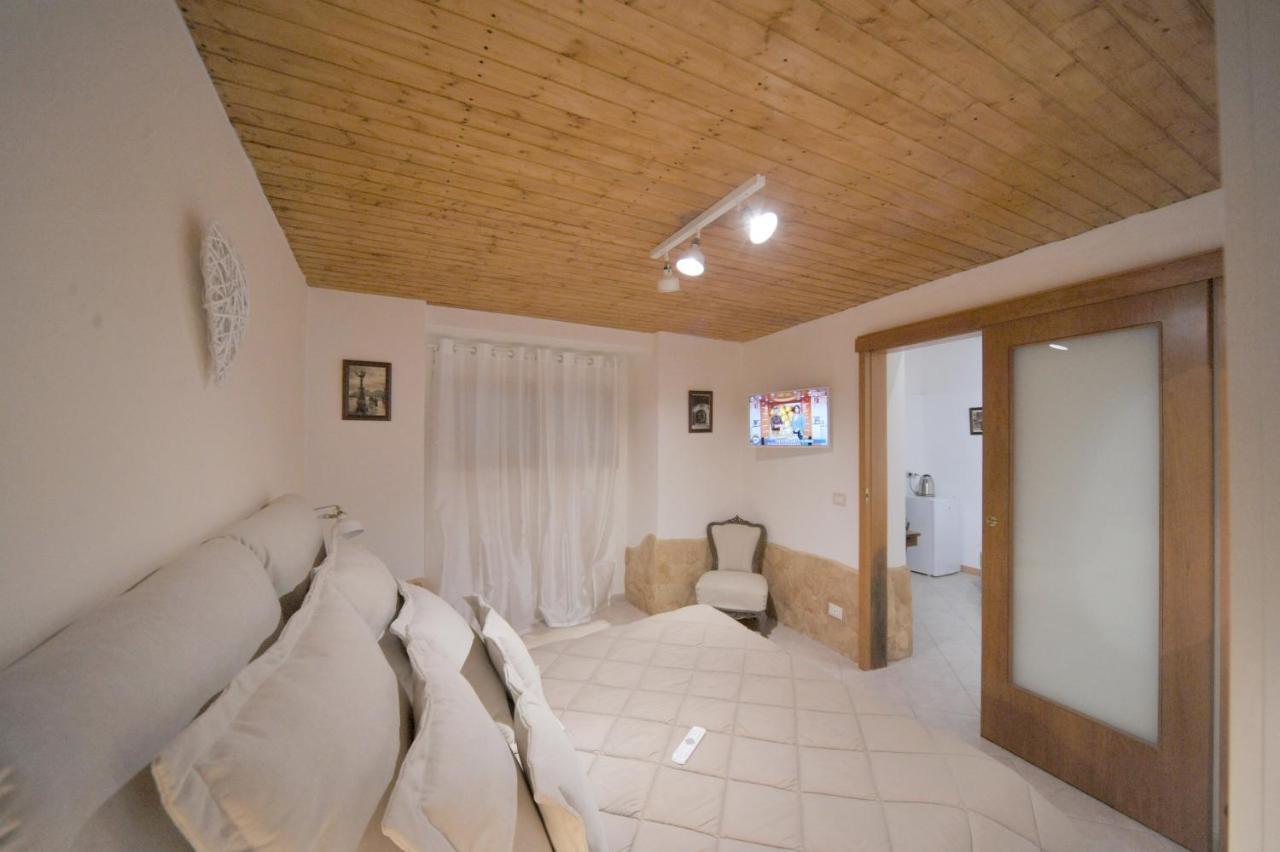 Nicole House Bed and Breakfast Bari Buitenkant foto