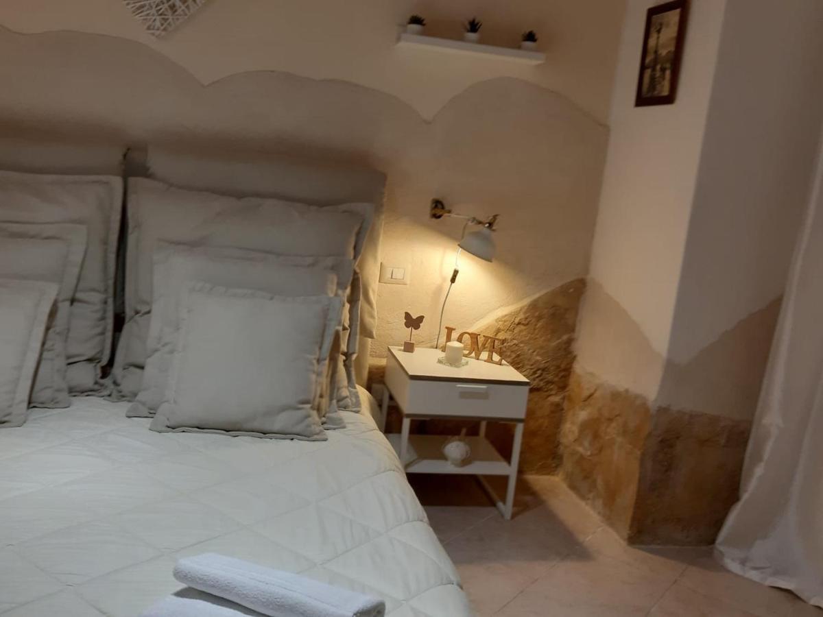 Nicole House Bed and Breakfast Bari Buitenkant foto